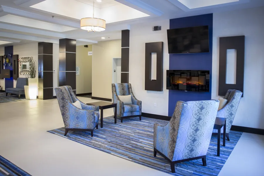 Holiday Inn Express & Suites Edwardsville by IHG hotel detail image 2