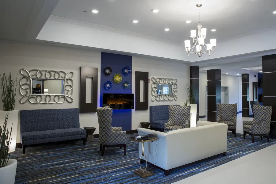 Holiday Inn Express & Suites Edwardsville by IHG hotel detail image 6