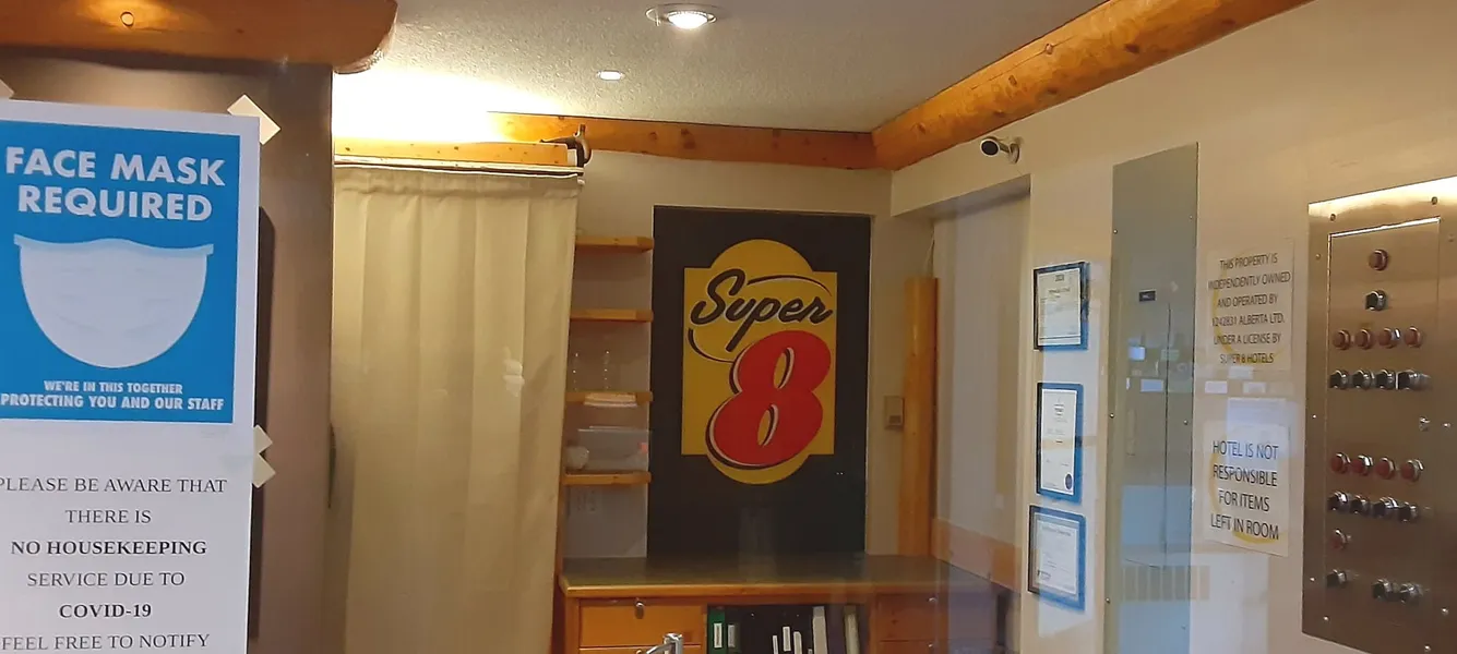 Super 8 by Wyndham Valemount hotel detail image 6