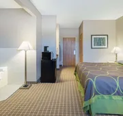 Super 8 by Wyndham Carroll/East hotel detail image 4