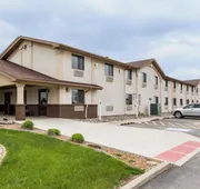Super 8 by Wyndham Spirit Lake/Okoboji hotel detail image 4