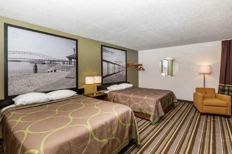 Super 8 by Wyndham Storm Lake hotel detail image 6