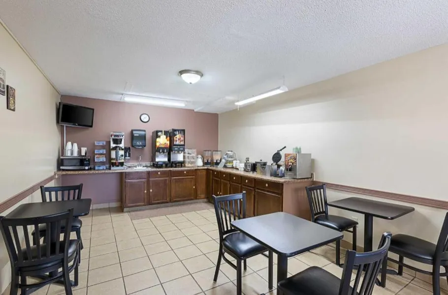 Americas Best Value Inn Beatrice hotel detail image 6