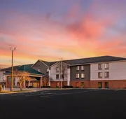 Quality Inn Warrensburg hotel detail image 3