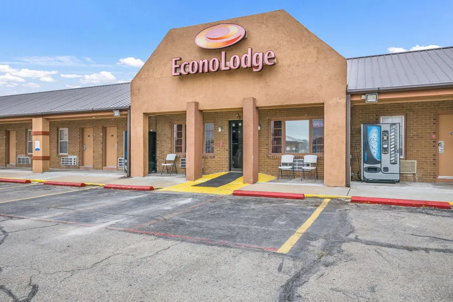 Econo Lodge Cameron hotel detail image 2