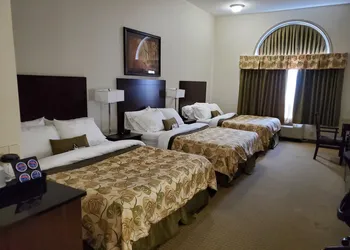 Ramada by Wyndham Olds hotel thumbnail 3