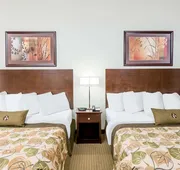 Ramada by Wyndham Olds hotel detail image 4