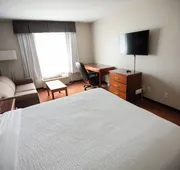 Super 8 by Wyndham Whitecourt hotel detail image 5