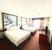 Super 8 by Wyndham Whitecourt hotel detail image 7