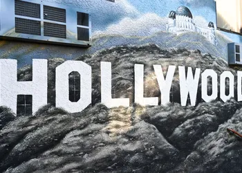 Hollywood Inn Express North hotel thumbnail 5