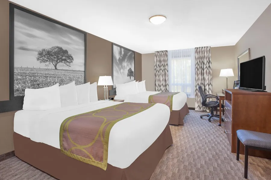 Super 8 by Wyndham Athabasca AB hotel detail image 6