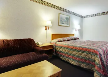 Americas Best Value Inn & Suites Macon at Eisenhower Pkwy hotel thumbnail 6