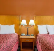 Days Inn by Wyndham Centerville hotel detail image 4