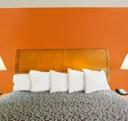 Days Inn by Wyndham Centerville hotel detail image 7