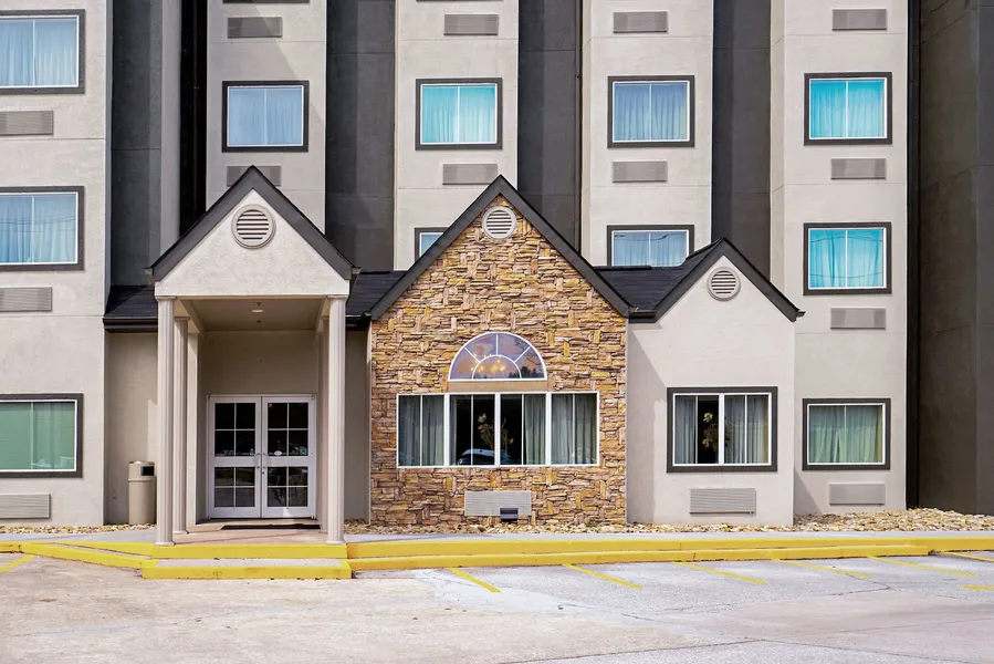 Quality Inn & Suites Robbinsville hotel detail image 2