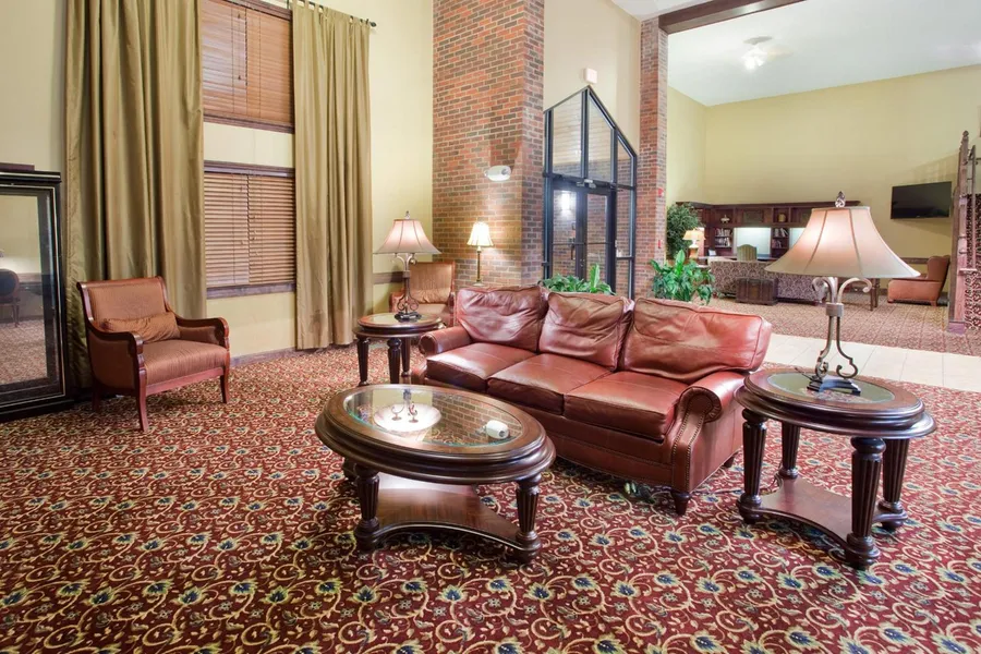University Inn hotel detail image 6