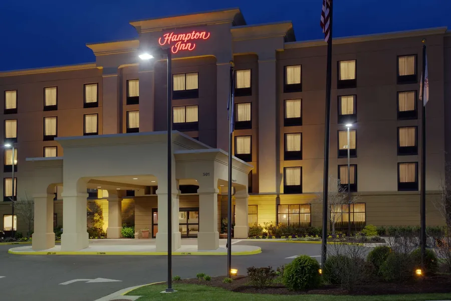 Hampton Inn Warrenton hotel detail image 2