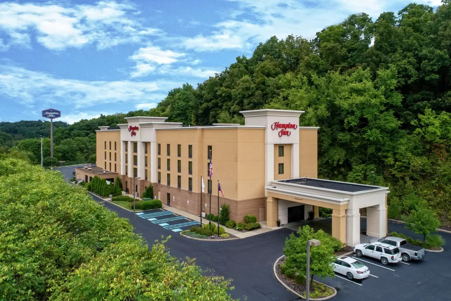 Hampton Inn Cambridge hotel detail image 2