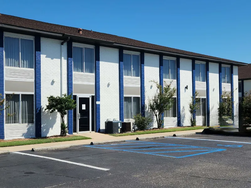 Americas Best Value Inn & Suites Foley Gulf Shores hotel detail image 2