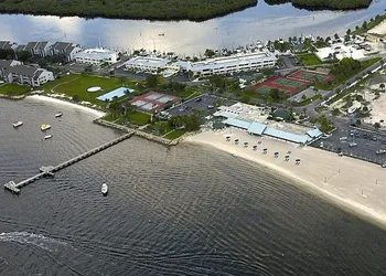 Little Harbor Resort hotel thumbnail 5