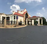 Carolina Inn & Suites of Lake Norman hotel detail image 5