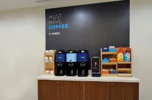 Holiday Inn Express & Suites New Liskeard By IHG hotel thumbnail 4