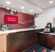 Red Roof Inn & Suites Carrollton, GA–West Georgia hotel detail image 3