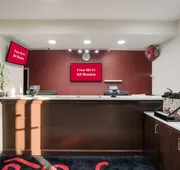 Red Roof Inn & Suites Carrollton, GA–West Georgia hotel detail image 4