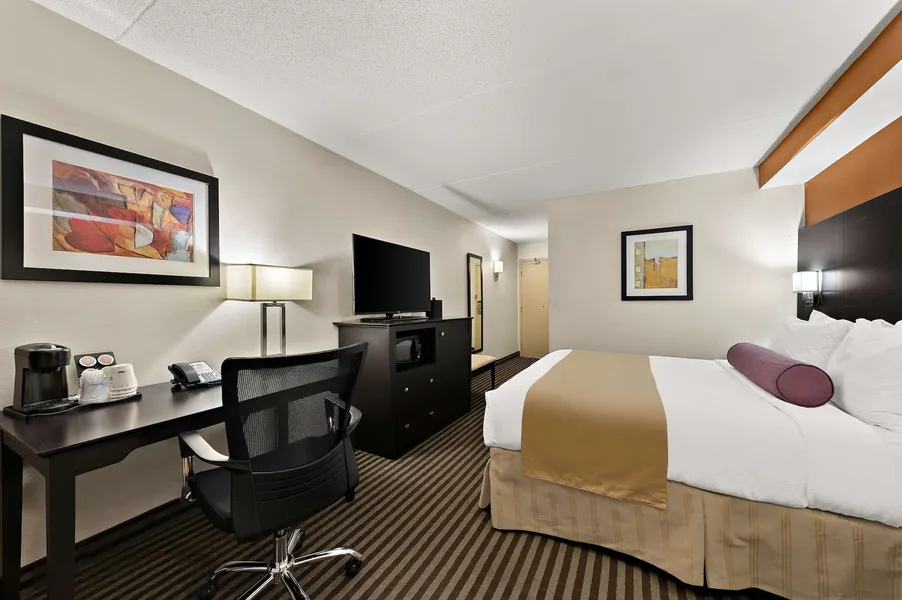 Best Western Plus Toronto North York Hotel & Suites hotel detail image 6