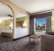 SureStay Hotel by Best Western Alice hotel detail image 5