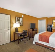 Best Western Exeter Inn & Suites hotel detail image 5