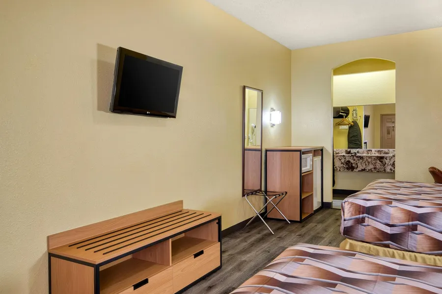 SureStay Hotel By Best Western Mission hotel detail image 6