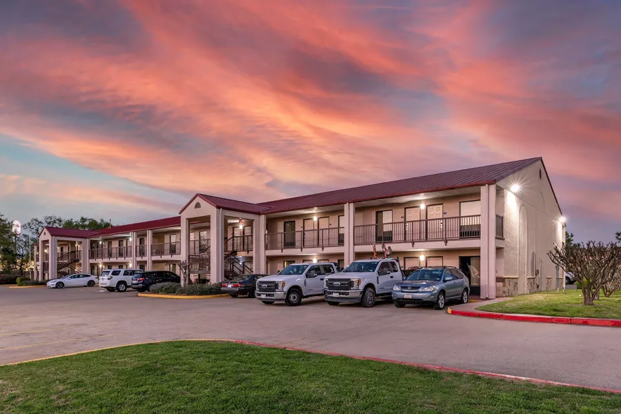 Best Western Lindale Inn hotel detail image 2