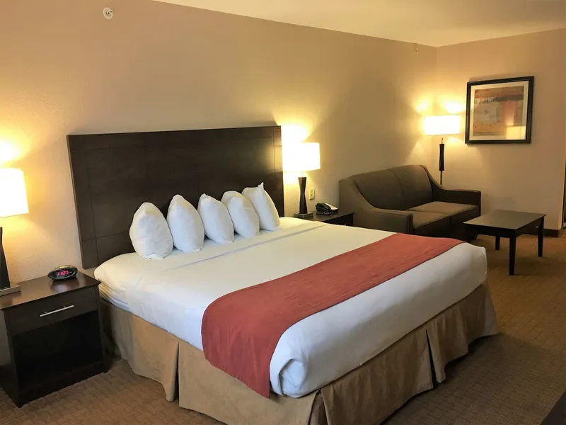 Best Western Flora Inn hotel detail image 6