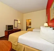 Manchester Heritage Inn And Suites hotel detail image 4