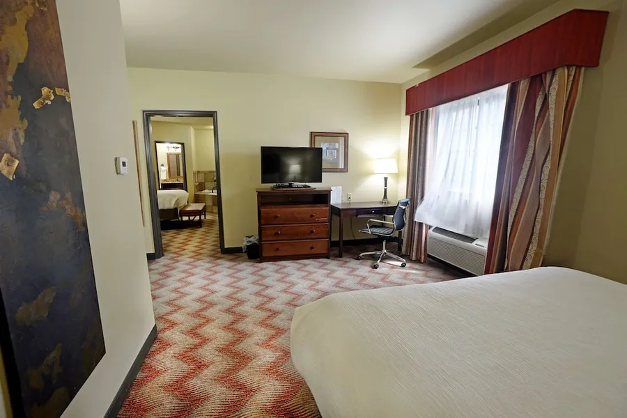 Best Western Plus Cimarron Hotel & Suites hotel detail image 2
