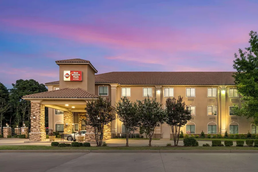 Best Western Plus Crown Colony Inn & Suites hotel detail image 2