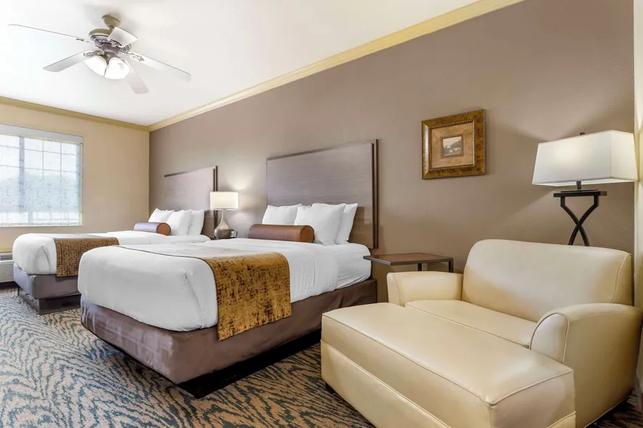 Best Western Plus Crown Colony Inn & Suites hotel detail image 6