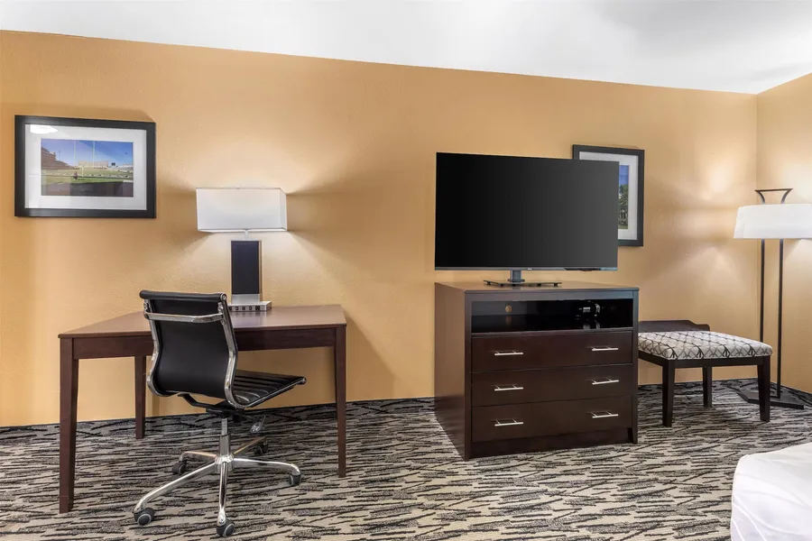 Best Western Plus Denton Inn & Suites hotel detail image 6