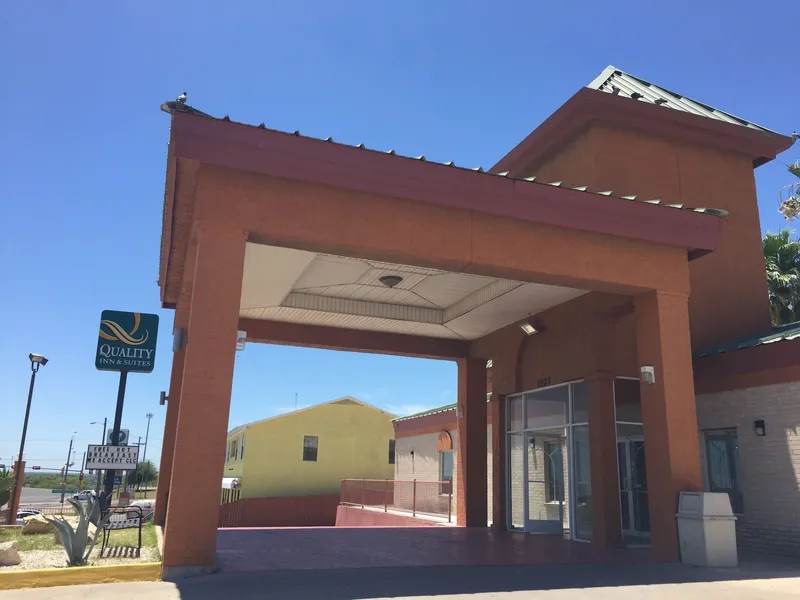 Econo Lodge Inn & Suites Eagle Pass hotel detail image 2