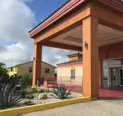 Econo Lodge Inn & Suites Eagle Pass hotel detail image 3