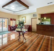 Econo Lodge Inn & Suites Eagle Pass hotel detail image 4