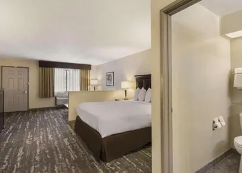 Best Western Frontier Motel hotel thumbnail 8
