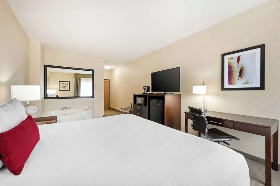 Best Western Plus Howe Inn hotel detail image 6