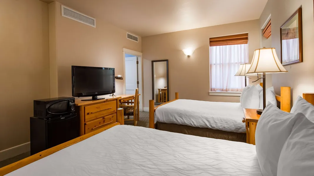 Best Western Plus Plaza Hotel hotel detail image 6
