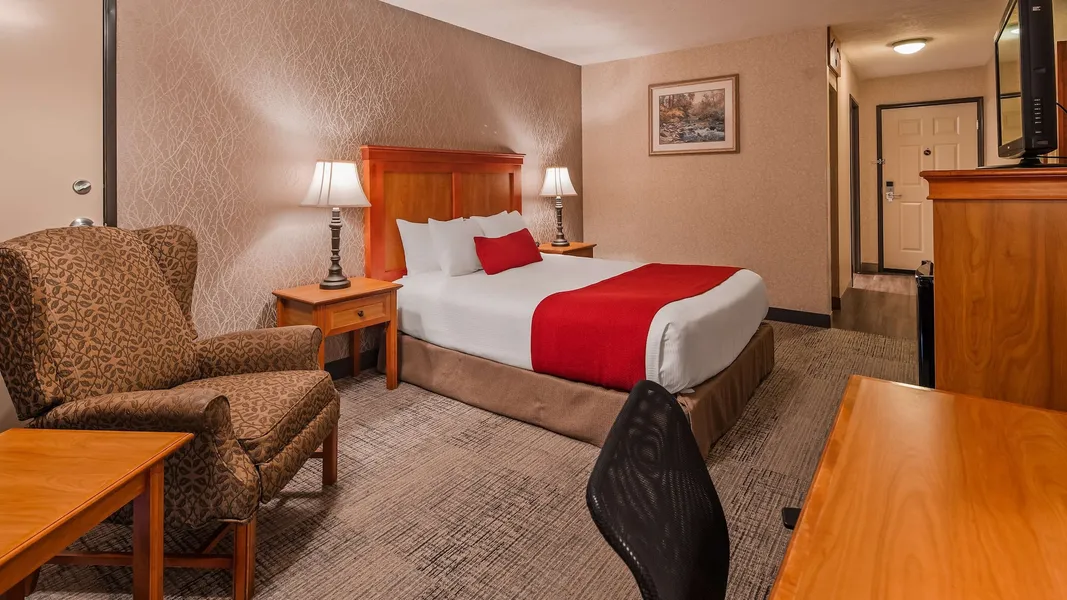 Best Western Plus Rivershore Hotel hotel detail image 6