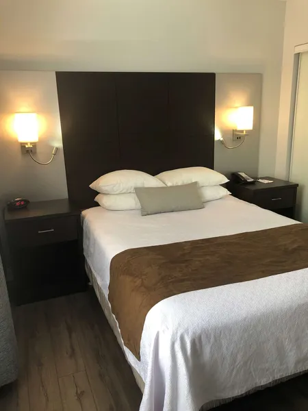 Best Western Plus Barrie hotel detail image 2