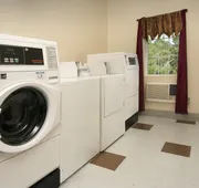 Holiday Inn Express & Suites Charlottesville - Ruckersville by IHG hotel detail image 7