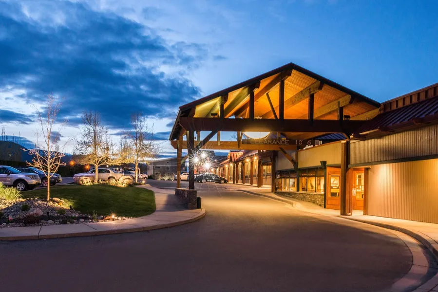 Best Western Edgewater Resort hotel detail image 2