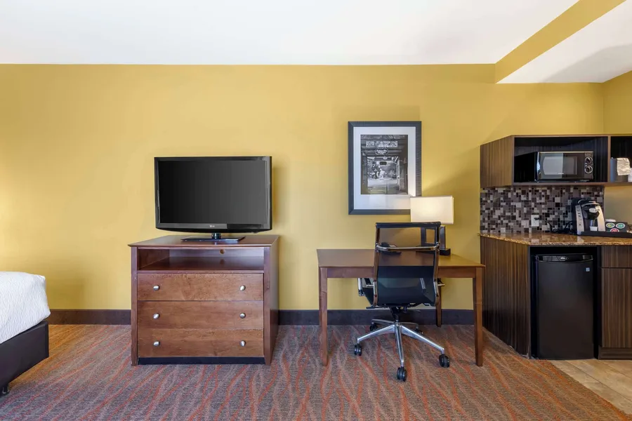 Best Western Plus Tupelo Inn & Suites hotel detail image 6